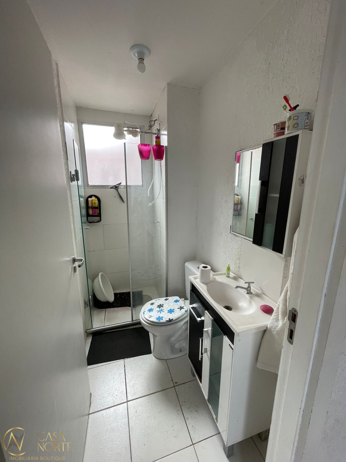 Apartamento à venda com 2 quartos, 40m², 1 suíte, 1 vaga, José Iuchno no bairro Hípica em Porto Alegre