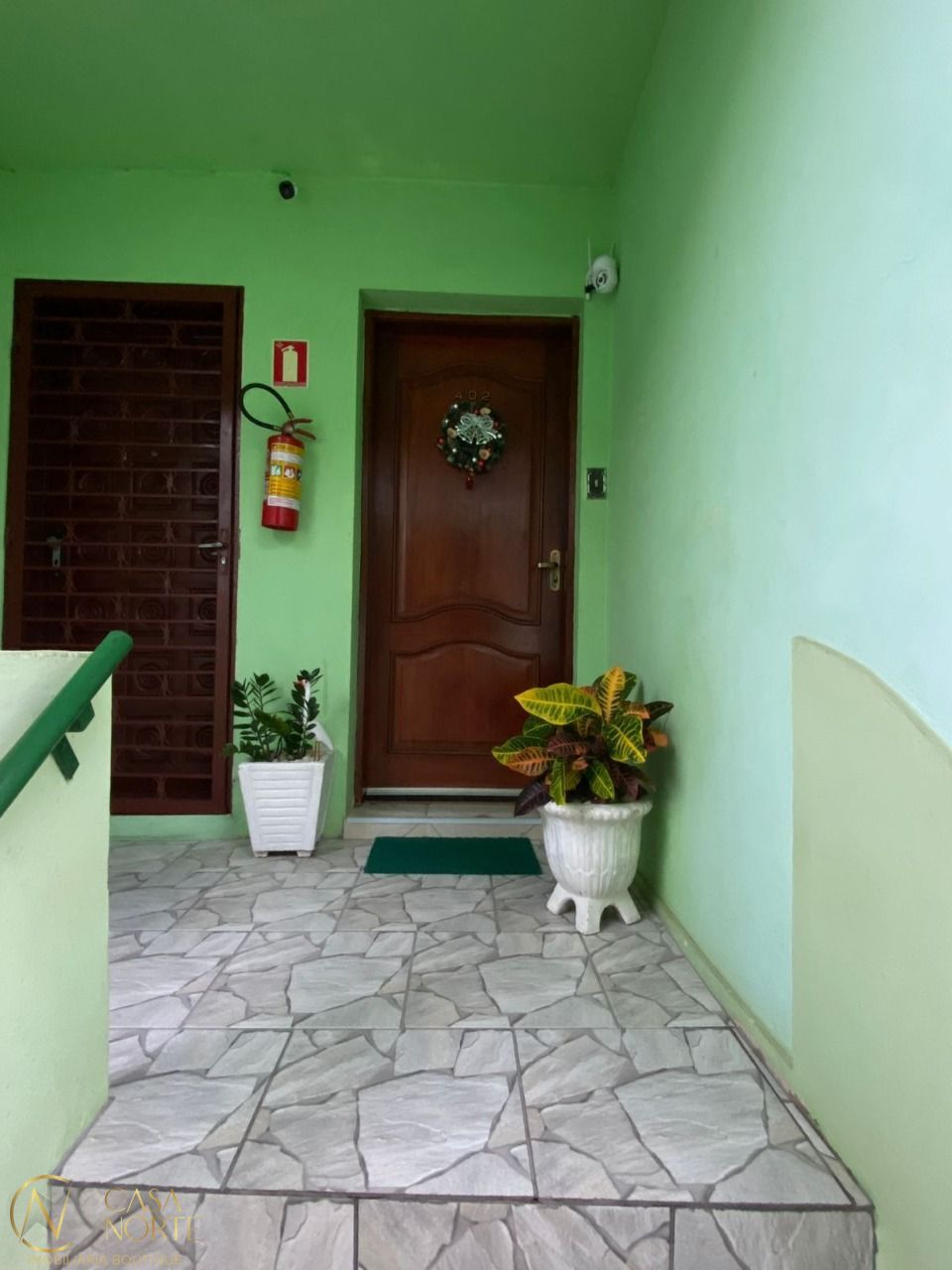 Apartamento à venda com 2 quartos, 49m², Avenida João Antônio Silveira no bairro Restinga em Porto Alegre