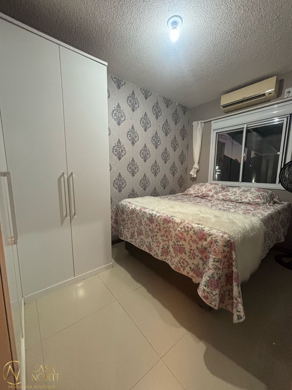 Casa à venda com 2 quartos, 38m², 1 vaga, Rua Solon Vieira Marques no bairro Restinga em Porto Alegre