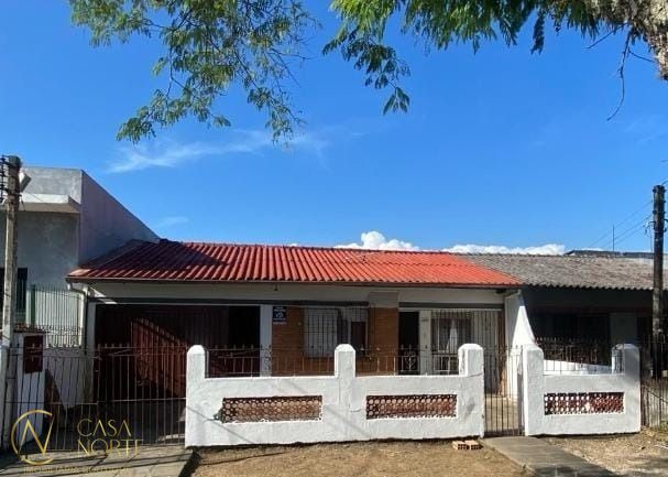 Casa à venda com 3 quartos, 100m², 1 vaga, Rua Eugênio Rodrigues no bairro Restinga em Porto Alegre