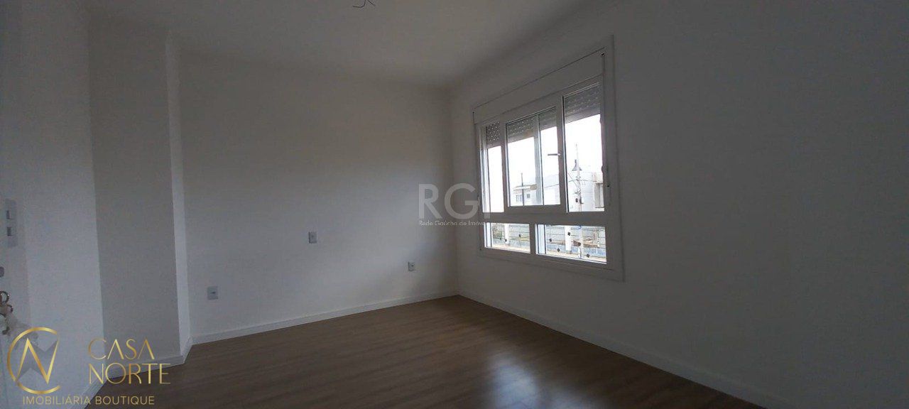 Casa à venda com 3 quartos, 105m², 1 suíte, 2 vagas, Rua Jorge Babot Miranda no bairro Aberta dos Morros em Porto Alegre