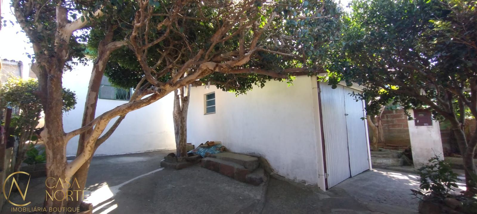 Casa à venda com 2 quartos, 100m², 1 vaga, Rua Bandeirantes-Lomba do Pinheiro no bairro Lomba do Pinheiro em Porto Alegre