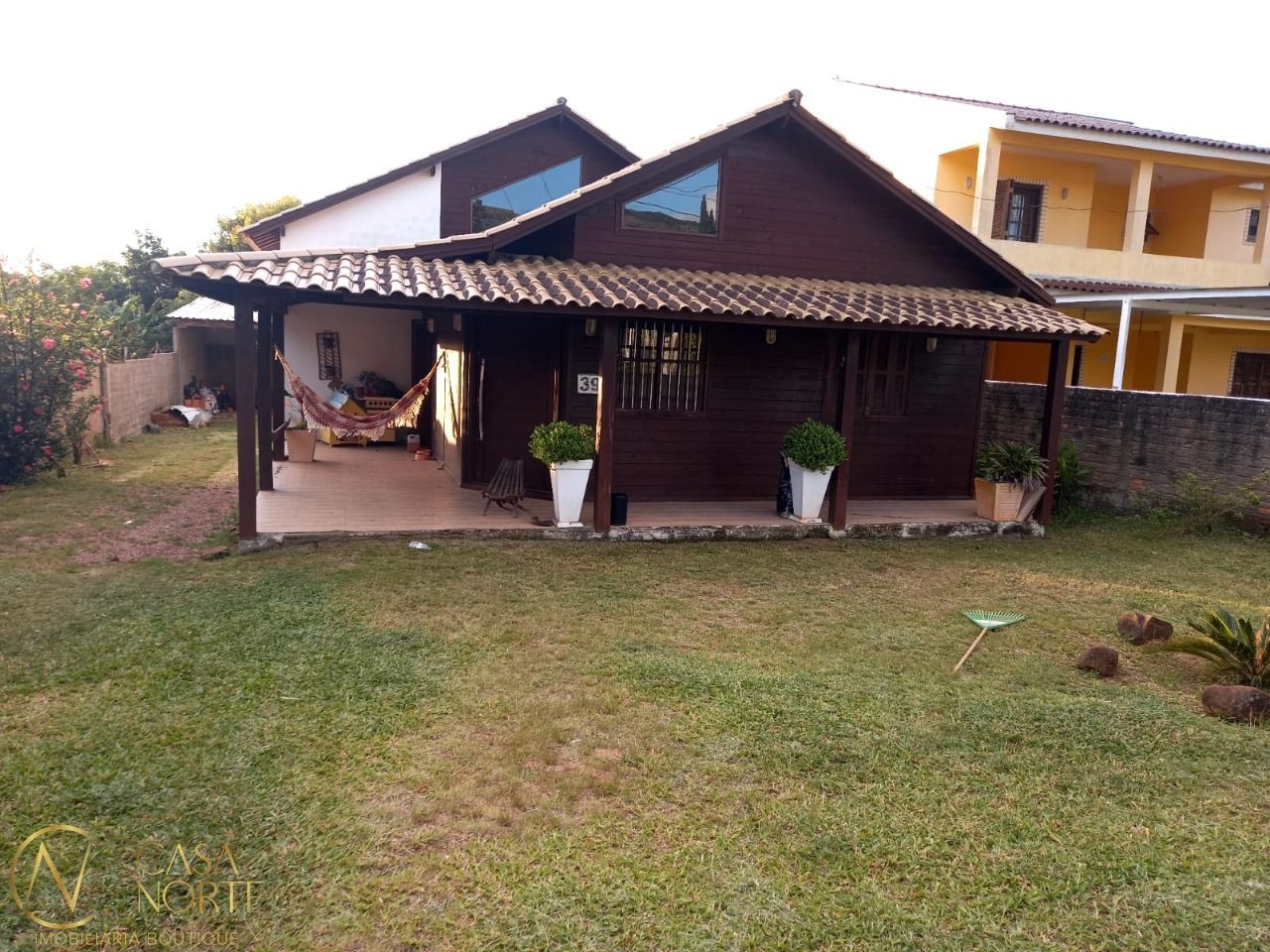 Casa à venda com 3 quartos, 100m², 3 vagas, Beco do Paladino no bairro Campo Novo em Porto Alegre