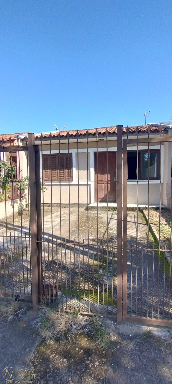 Casa à venda com 2 quartos, 41m², 2 vagas, Rua Paulo José Rodrigues no bairro Hípica em Porto Alegre
