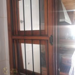 Casa à venda com 2 quartos, 57m², 1 vaga, Rua Doutor Antônio Mazzaferro Neto no bairro Hípica em Porto Alegre