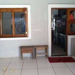 Casa à venda com 2 quartos, 57m², 1 vaga, Rua Doutor Antônio Mazzaferro Neto no bairro Hípica em Porto Alegre