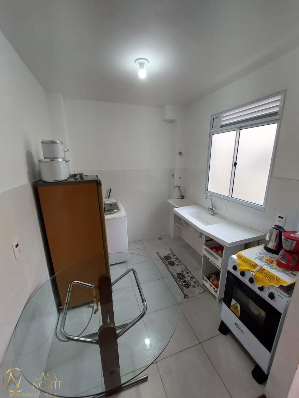 Apartamento à venda com 2 quartos, 46m², 1 vaga, Rua Sete Mil e Oito no bairro Restinga em Porto Alegre
