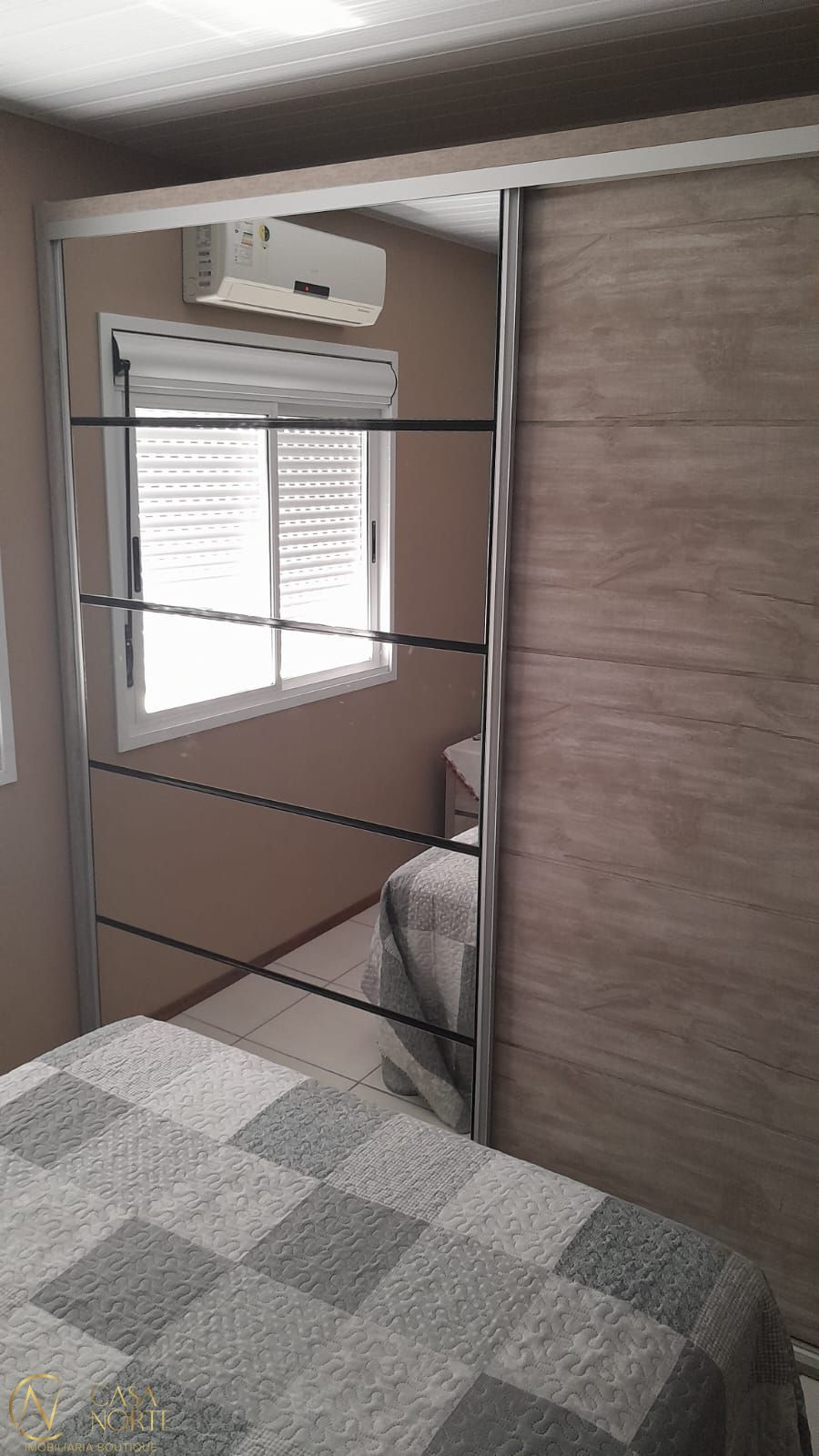 Casa à venda com 2 quartos, 54m², 1 suíte, 1 vaga, Estrada Costa Gama no bairro Hípica em Porto Alegre