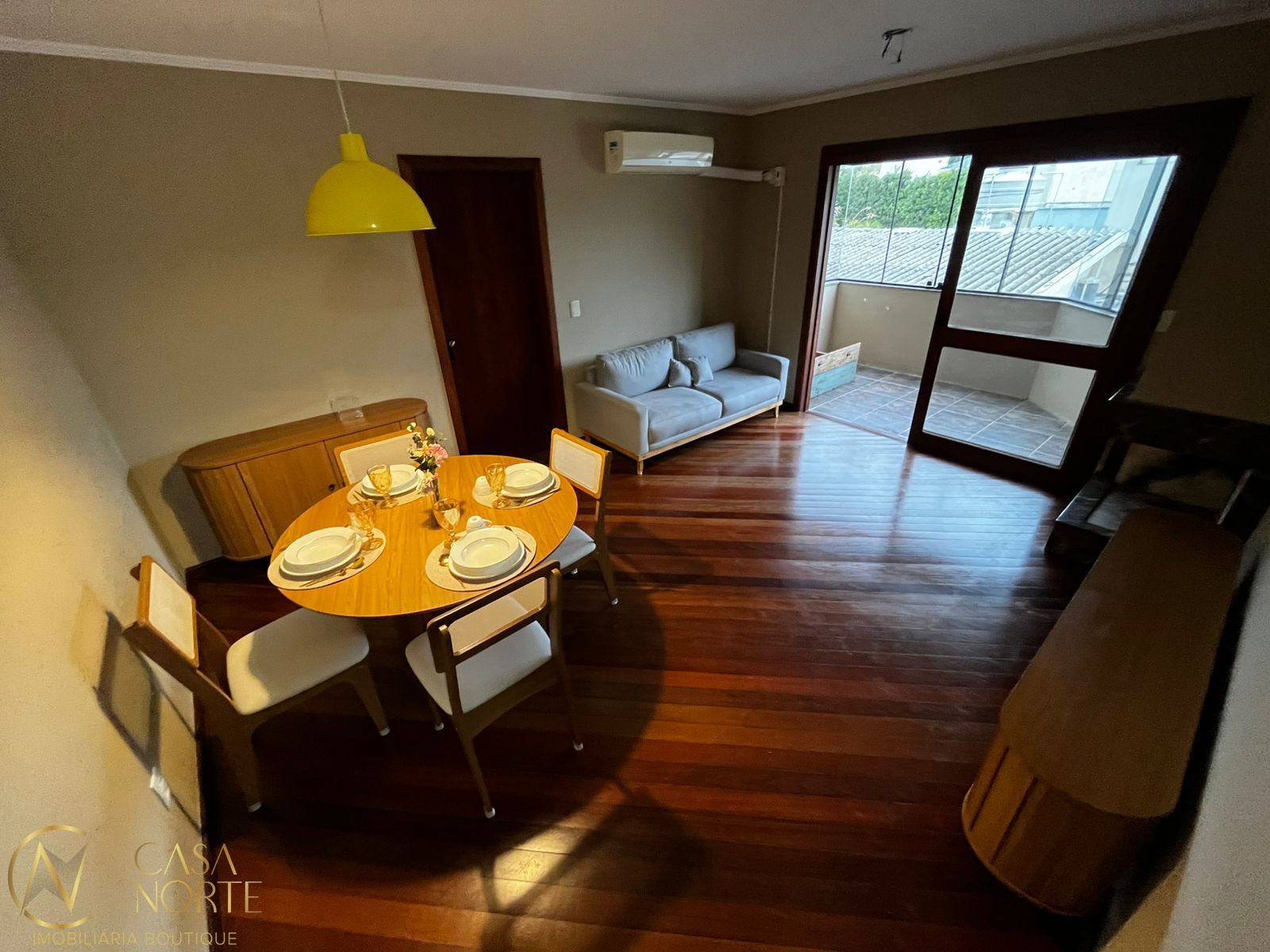 Apartamento à venda com 2 quartos, 73m², 1 vaga, Avenida Guaíba no bairro Ipanema em Porto Alegre