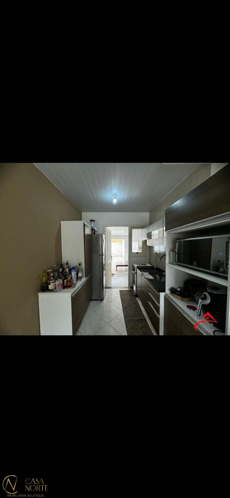 Casa à venda com 2 quartos, 46m², 1 vaga, Rua Carlos Maximiliano Fayet no bairro Hípica em Porto Alegre