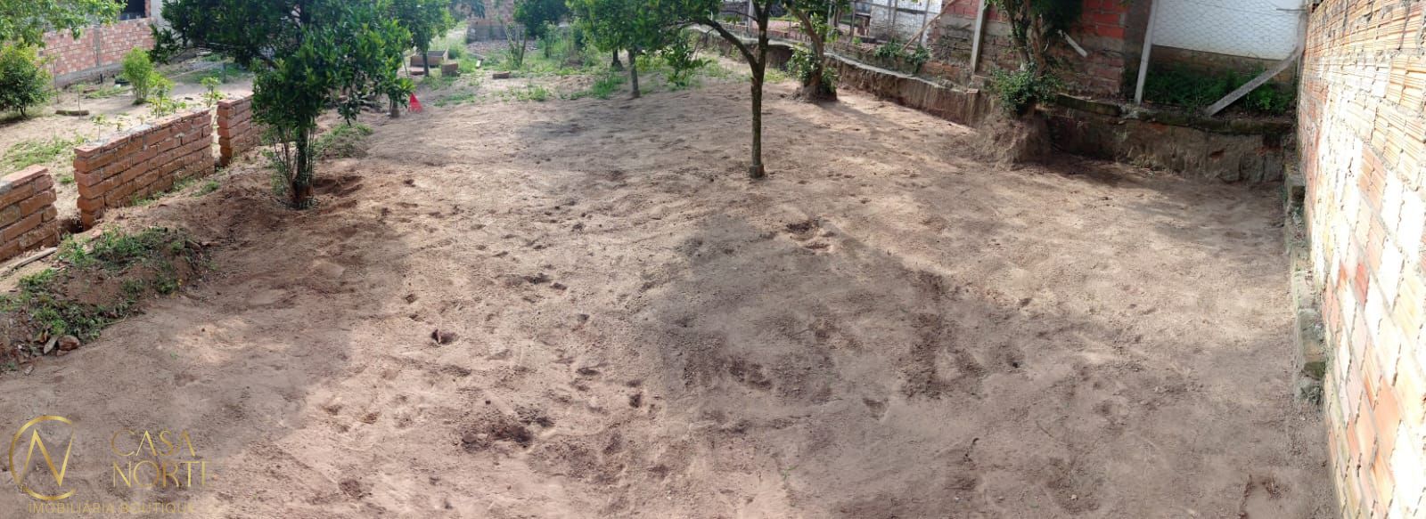 Terreno à venda  com 400m², Avenida João Antônio Silveira no bairro Restinga em Porto Alegre