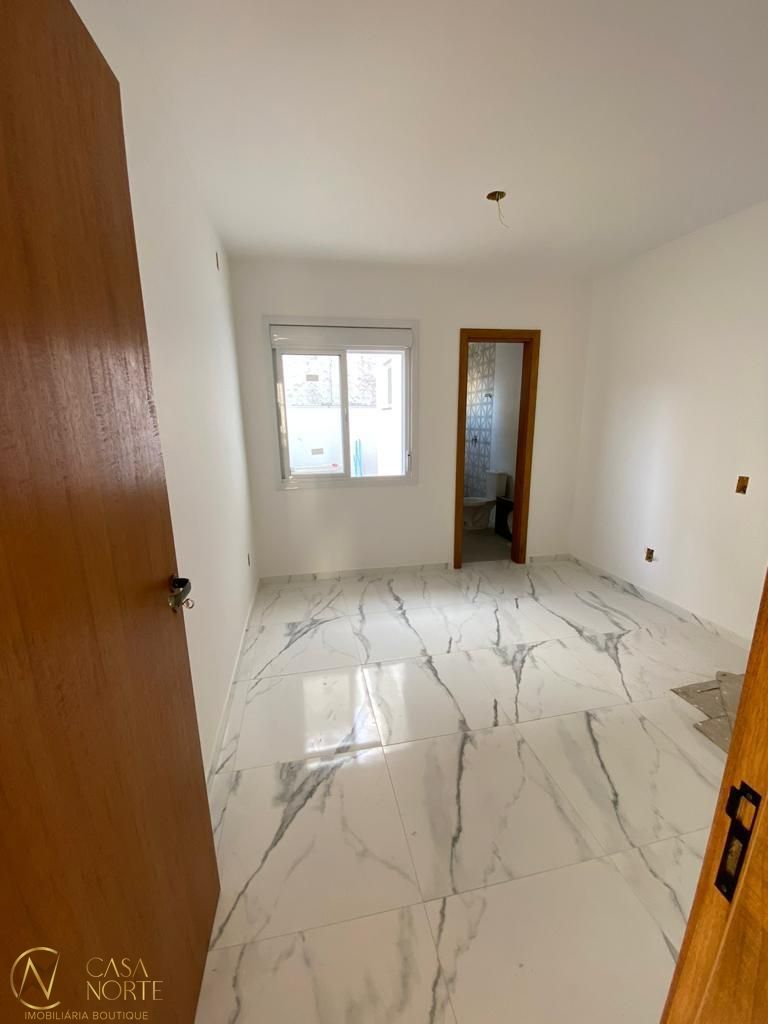 Casa à venda com 2 quartos, 70m², 1 suíte, 1 vaga, Rua Jorge Babot Miranda no bairro Aberta dos Morros em Porto Alegre
