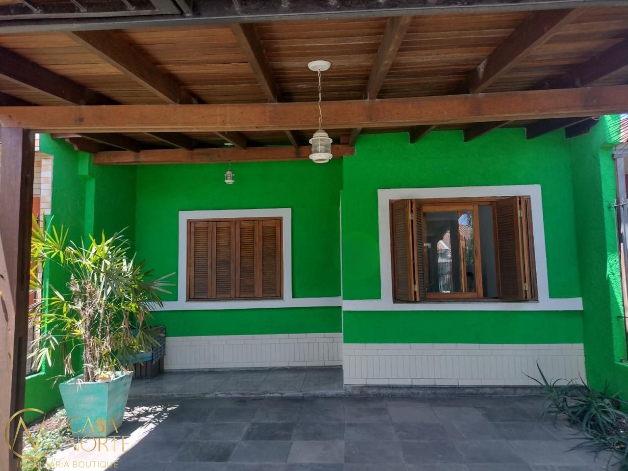 Casa à venda com 2 quartos, 52m², 1 suíte, 2 vagas, Rua João Pinheiro Machado no bairro Hípica em Porto Alegre