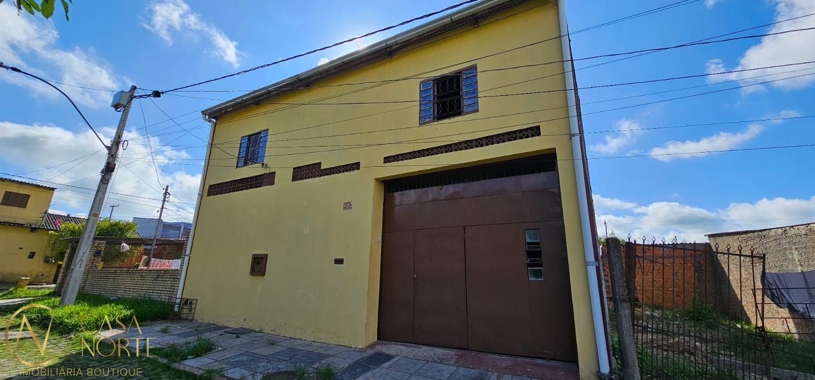 Casa Comercial à venda com 3 quartos, 200m², 2 vagas, Acesso A no bairro Restinga em Porto Alegre