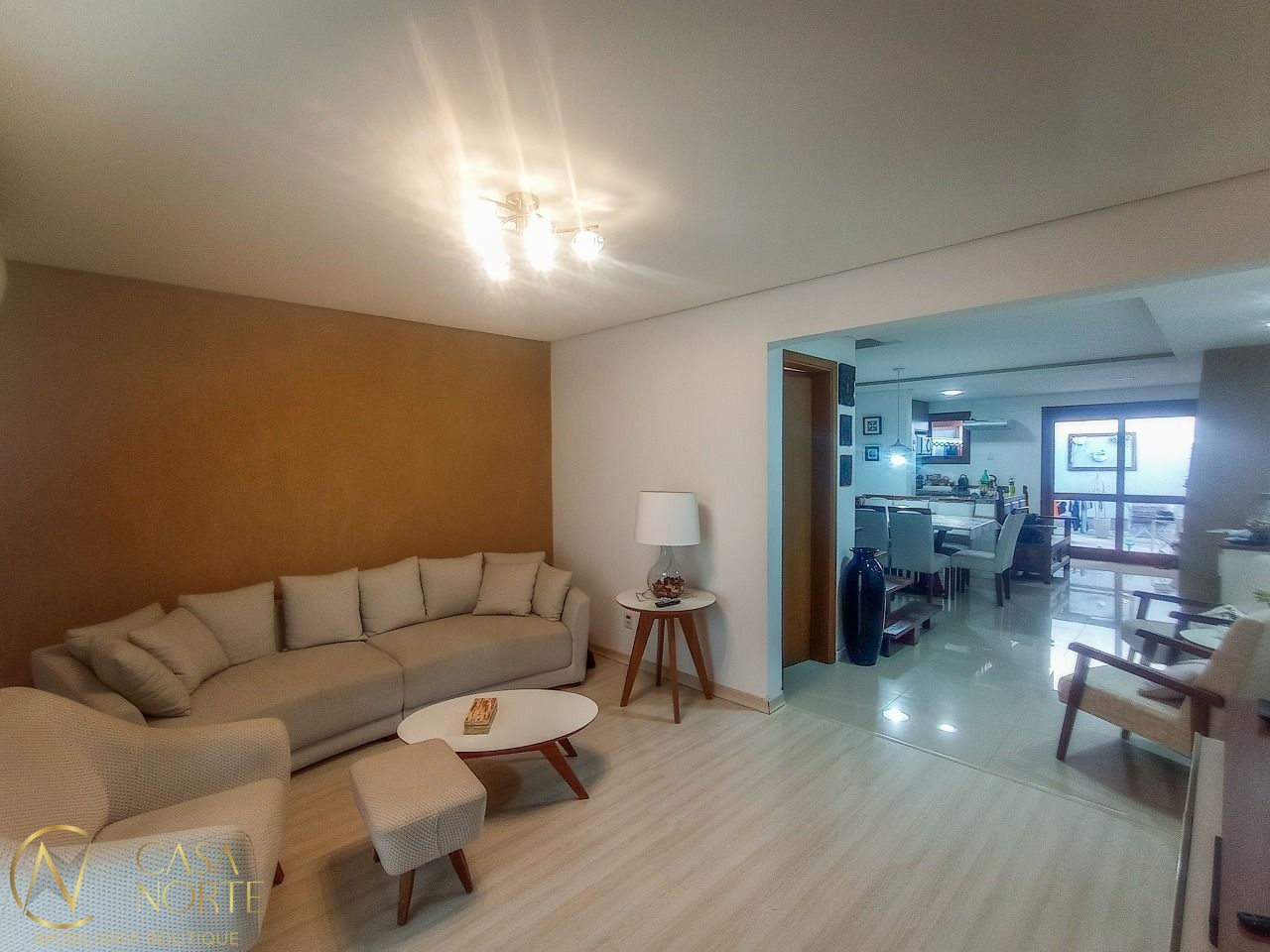 Casa à venda com 3 quartos, 115m², 1 suíte, 2 vagas, Rua Pau-Brasil no bairro Hípica em Porto Alegre