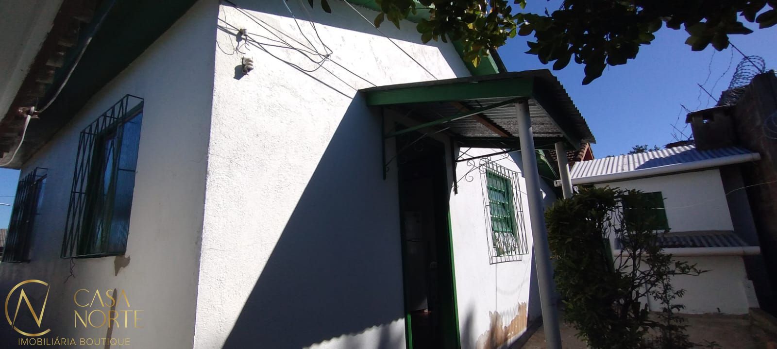 Casa à venda com 2 quartos, 100m², 1 vaga, Rua Bandeirantes-Lomba do Pinheiro no bairro Lomba do Pinheiro em Porto Alegre