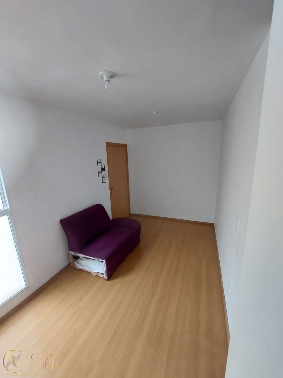 Apartamento à venda com 2 quartos, 46m², 1 vaga, Rua Sete Mil e Oito no bairro Restinga em Porto Alegre