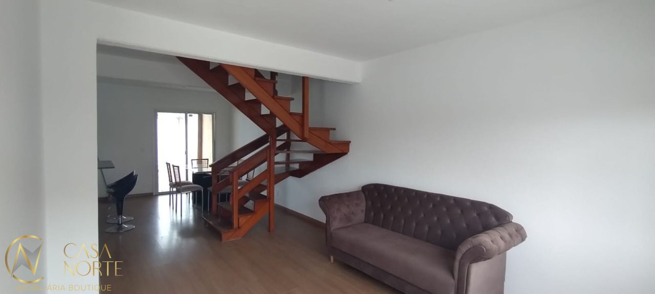 Casa de Condomínio à venda com 3 quartos, 149m², 1 suíte, 1 vaga, Avenida Edgar Pires de Castro no bairro Hípica em Porto Alegre