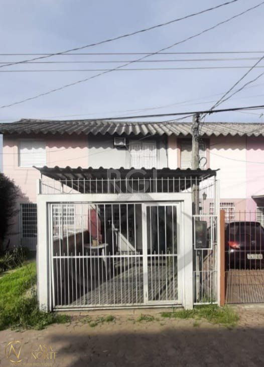 Sobrado à venda com 2 quartos, 125m², 1 vaga, Avenida João Antônio Silveira no bairro Restinga em Porto Alegre