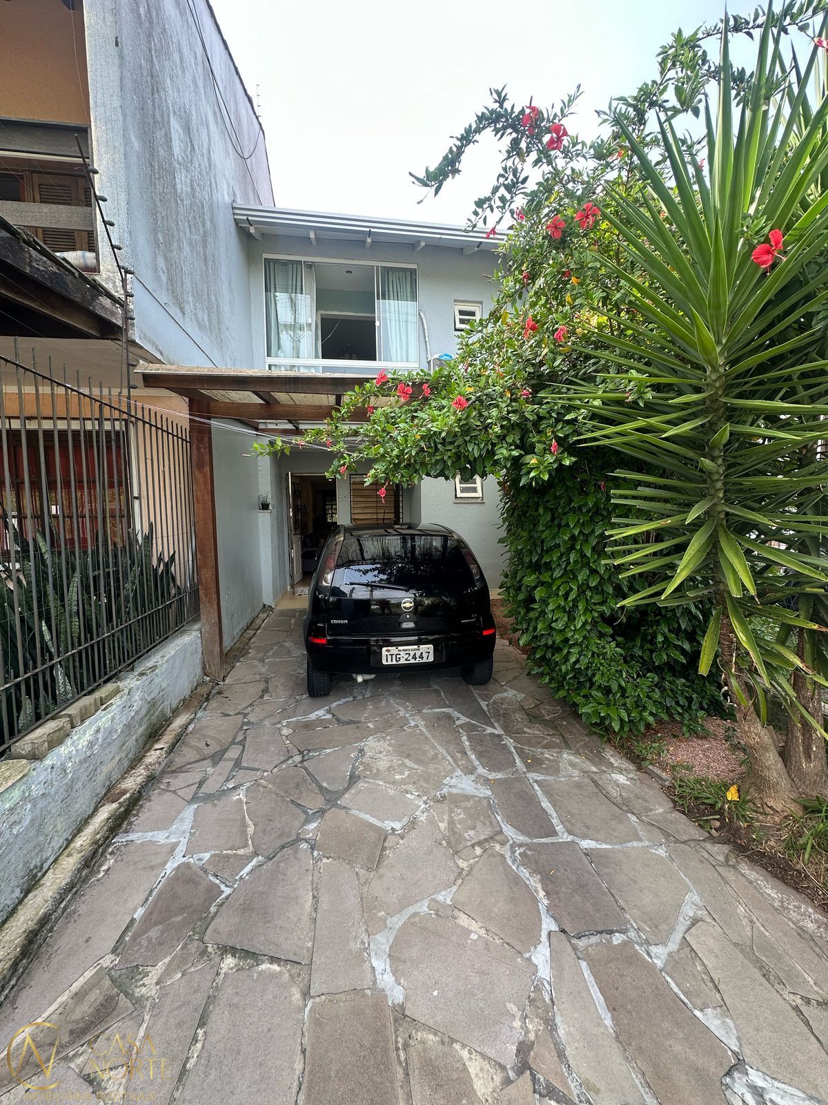 Sobrado à venda com 2 quartos, 83m², 2 suítes, 2 vagas, Rua Baldoino Bottini no bairro Hípica em Porto Alegre