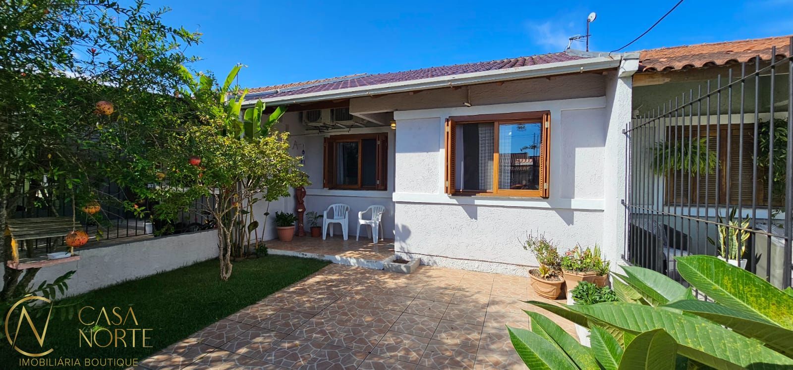Casa à venda com 2 quartos, 66m², 1 vaga, Rua José Celestino da Silva no bairro Hípica em Porto Alegre