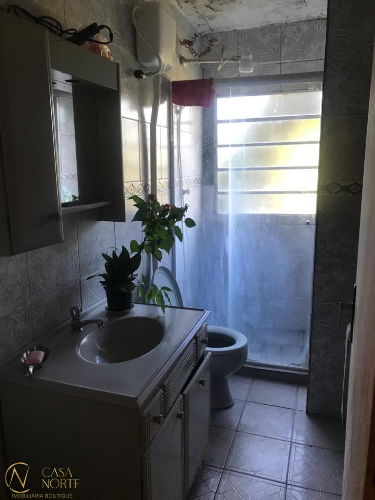 Casa à venda com 4 quartos, 100m², Avenida Belém Velho no bairro Vila Nova em Porto Alegre