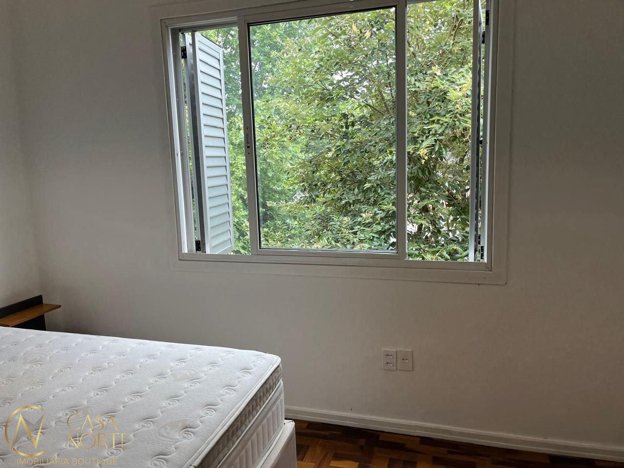 Apartamento à venda com 1 quarto, 40m², Avenida Getúlio Vargas no bairro Menino Deus em Porto Alegre
