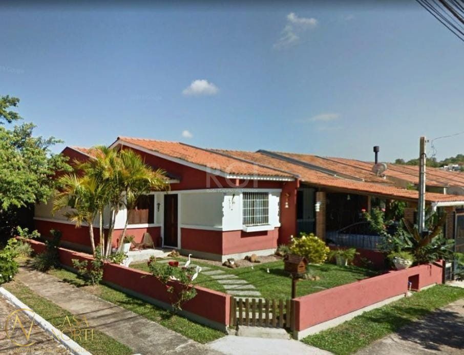 Casa à venda com 3 quartos, 60m², 2 vagas, Rua Pedro Faria no bairro Hípica em Porto Alegre