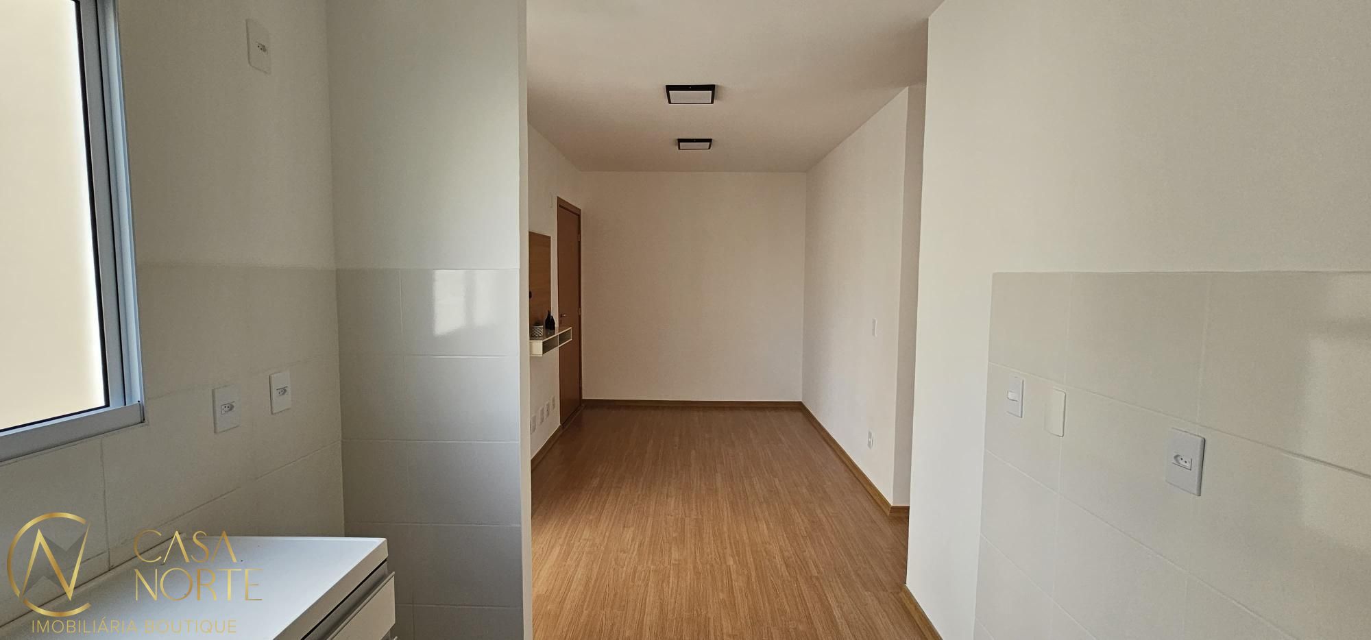 Apartamento à venda com 2 quartos, 40m², 1 vaga, Rua Sete Mil e Oito no bairro Restinga em Porto Alegre