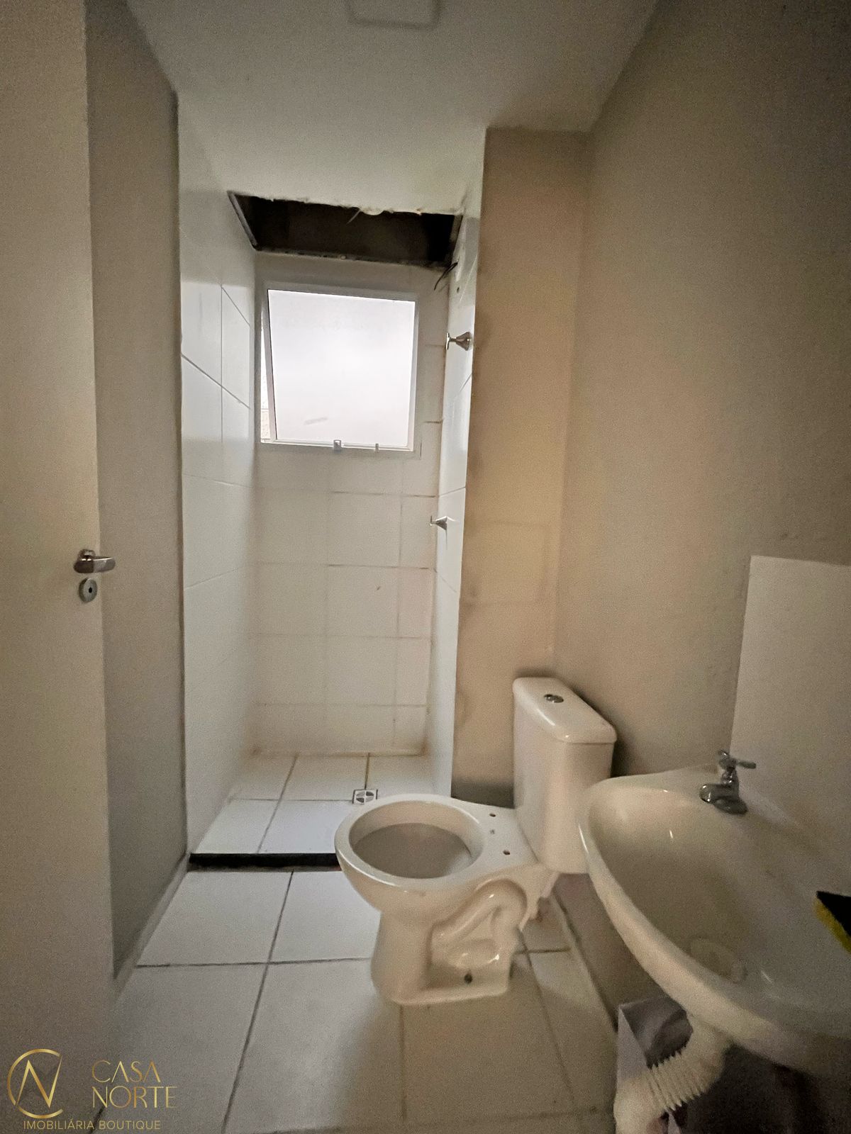 Apartamento à venda com 2 quartos, 40m², 1 vaga, Rua Sabino Pereira Nunes no bairro Restinga em Porto Alegre