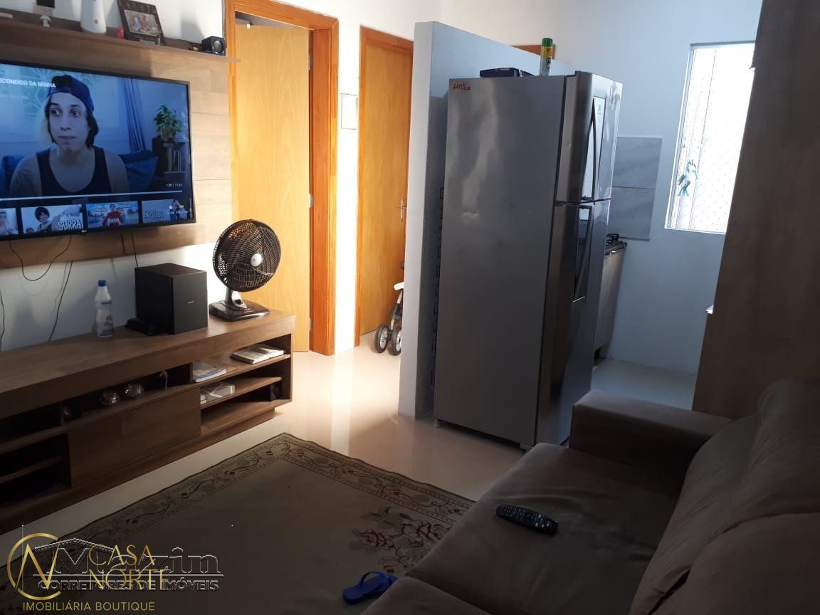 Apartamento à venda com 2 quartos, 43m², 1 suíte, 1 vaga, Rua Capitão Pedroso no bairro Restinga em Porto Alegre