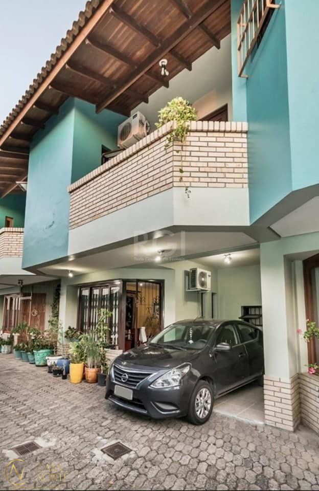Casa de Condomínio à venda com 3 quartos, 135m², 1 suíte, 1 vaga, Rua Engenheiro Otávio Furtado no bairro Ipanema em Porto Alegre
