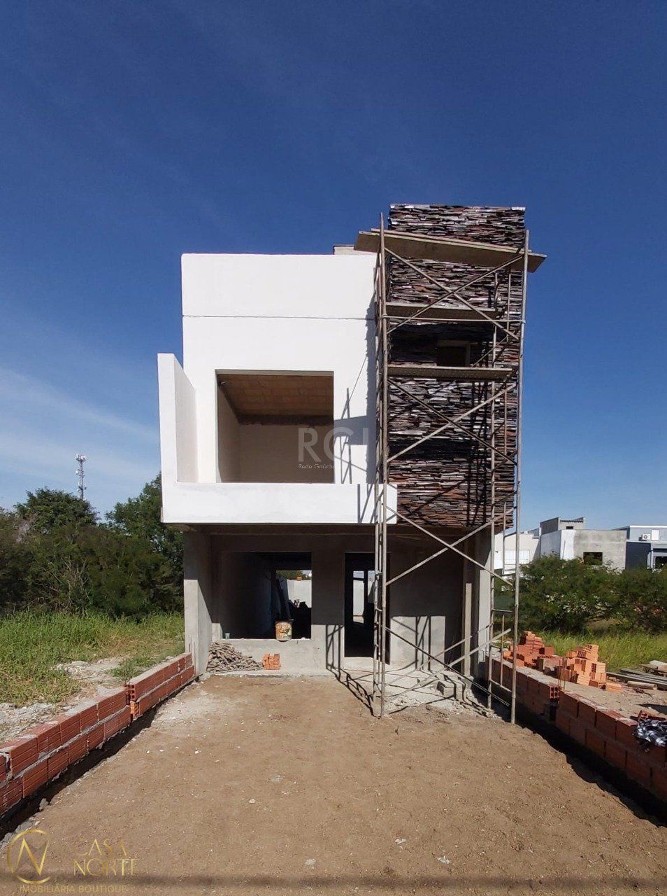Casa à venda com 3 quartos, 100m², 1 suíte, 2 vagas, Rua Ernesto Porfírio dos Reis no bairro Aberta dos Morros em Porto Alegre