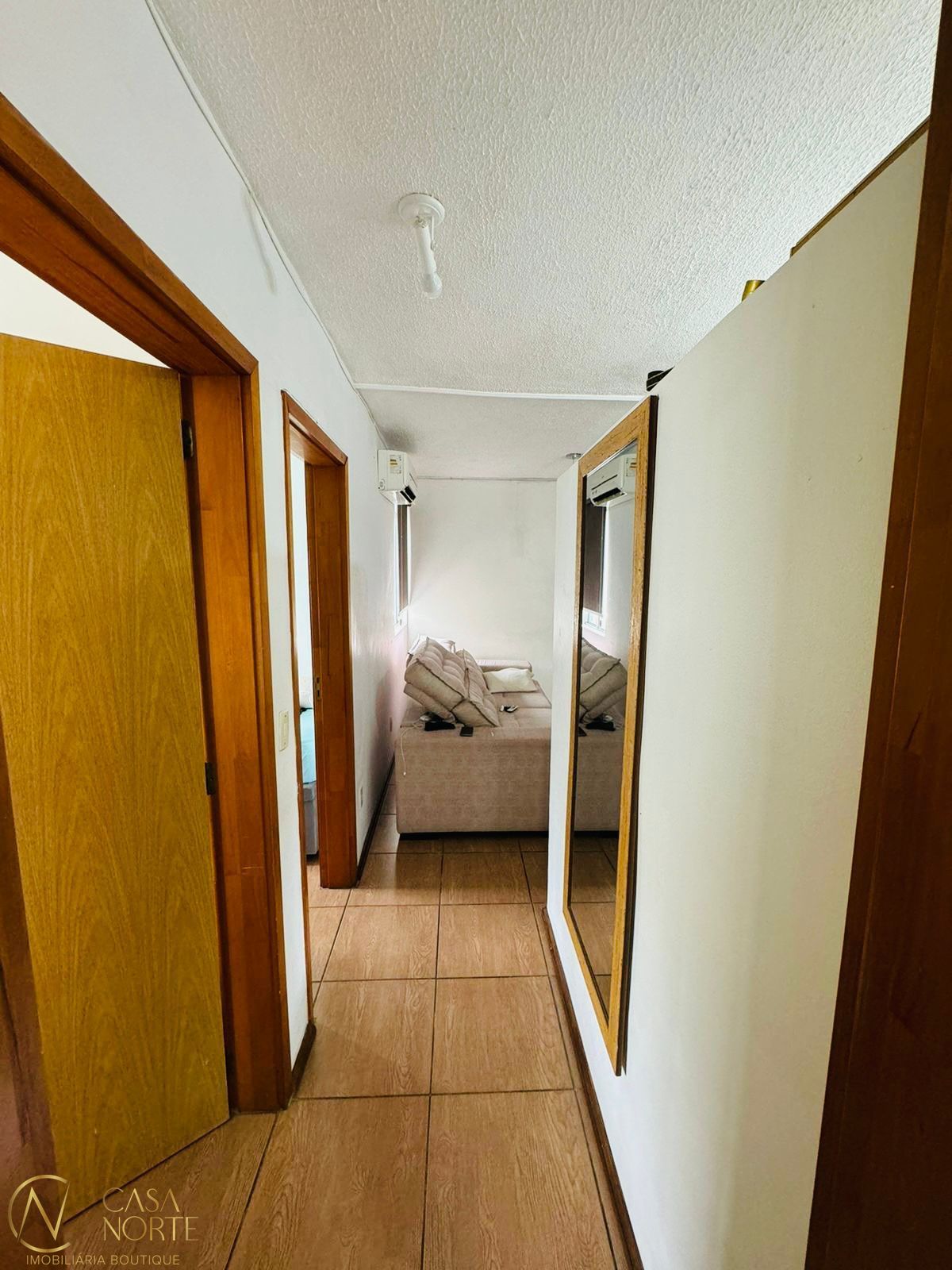 Apartamento à venda com 2 quartos, 38m², 1 vaga, Rua Capitão Pedroso no bairro Restinga em Porto Alegre