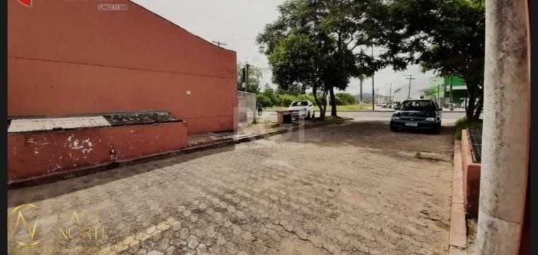 Sobrado à venda com 2 quartos, 125m², 1 vaga, Avenida João Antônio Silveira no bairro Restinga em Porto Alegre