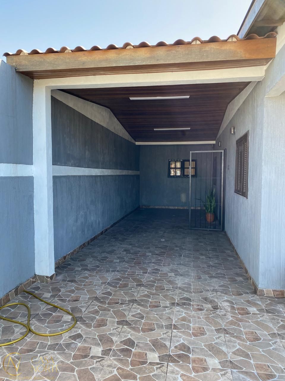 Casa à venda com 3 quartos, 130m², 1 suíte, 3 vagas, Rua Engenheiro Oscar de Oliveira Ramos no bairro Restinga em Porto Alegre