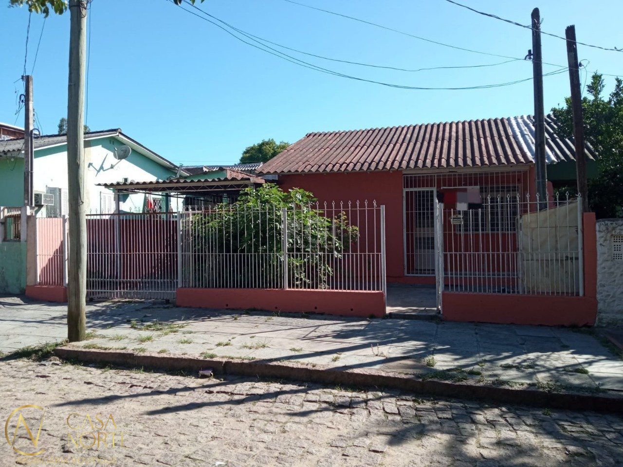Casa à venda com 2 quartos, 99m², 2 vagas, Acesso H no bairro Restinga em Porto Alegre
