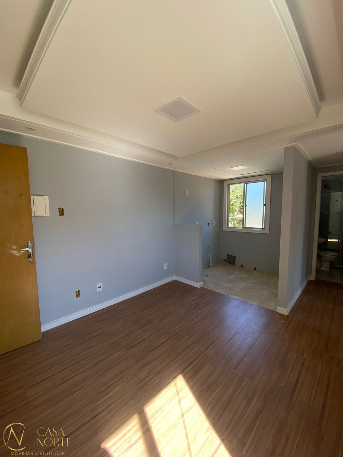 Apartamento à venda com 2 quartos, 36m², 1 vaga, Avenida João Antônio Silveira no bairro Lomba do Pinheiro em Porto Alegre