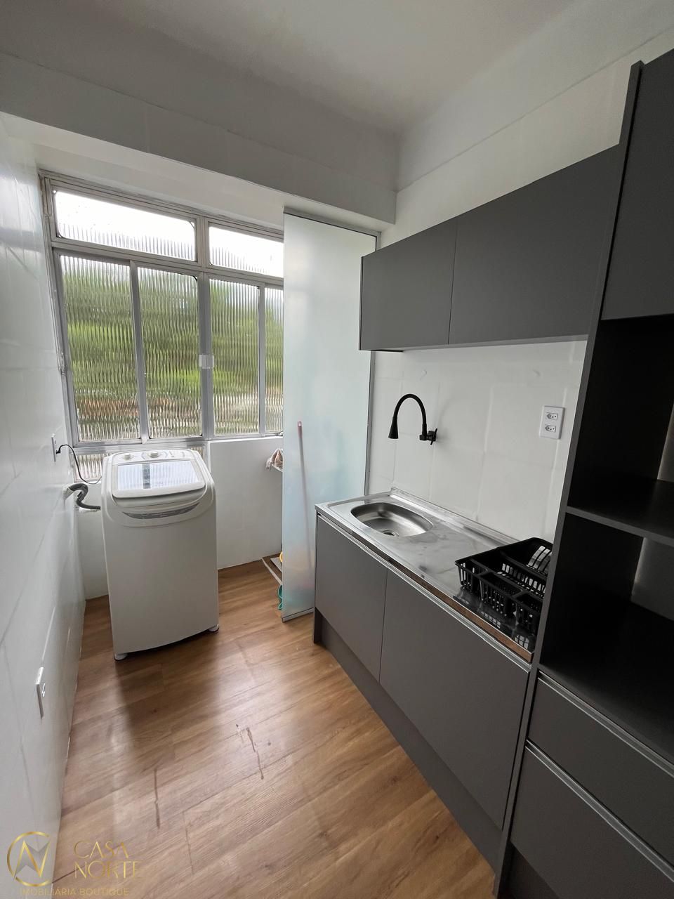 Apartamento à venda com 1 quarto, 40m², Avenida Getúlio Vargas no bairro Menino Deus em Porto Alegre