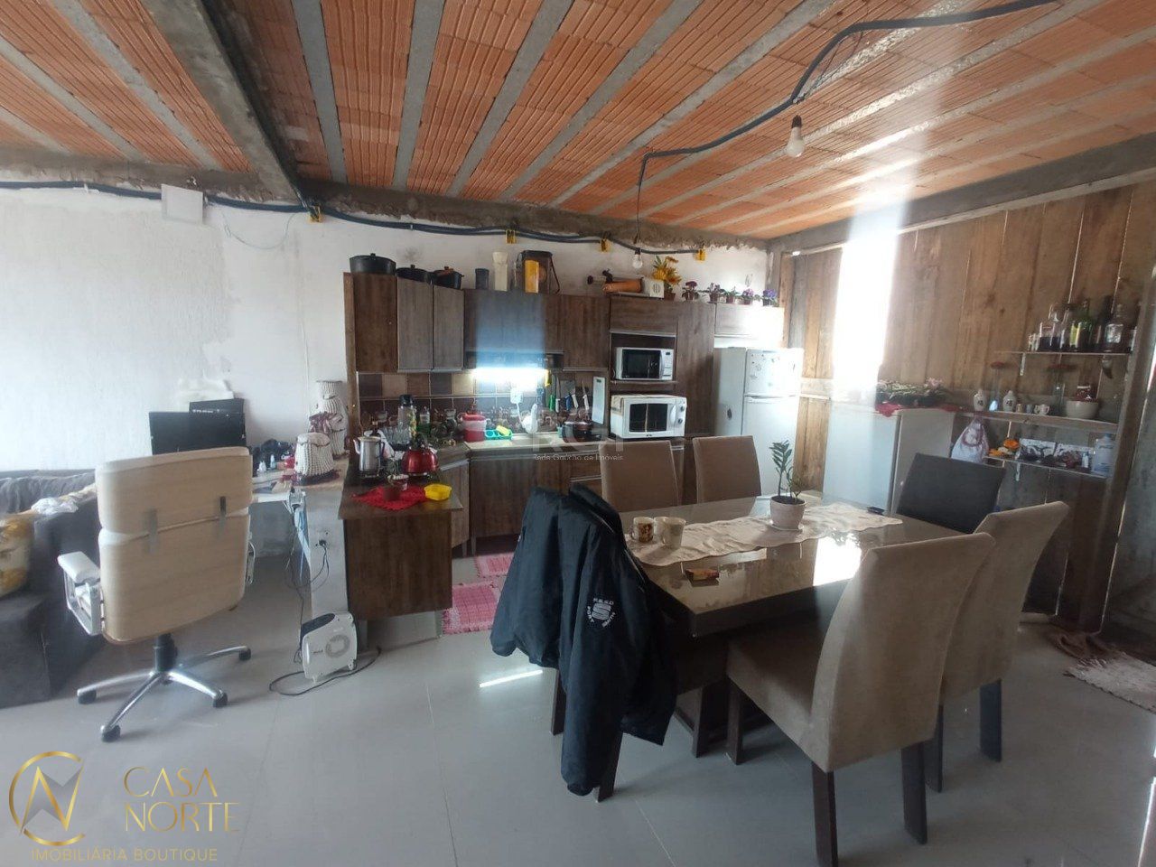 Casa à venda com 2 quartos, 69m², 1 vaga, Rua João do Couto no bairro Belém Velho em Porto Alegre