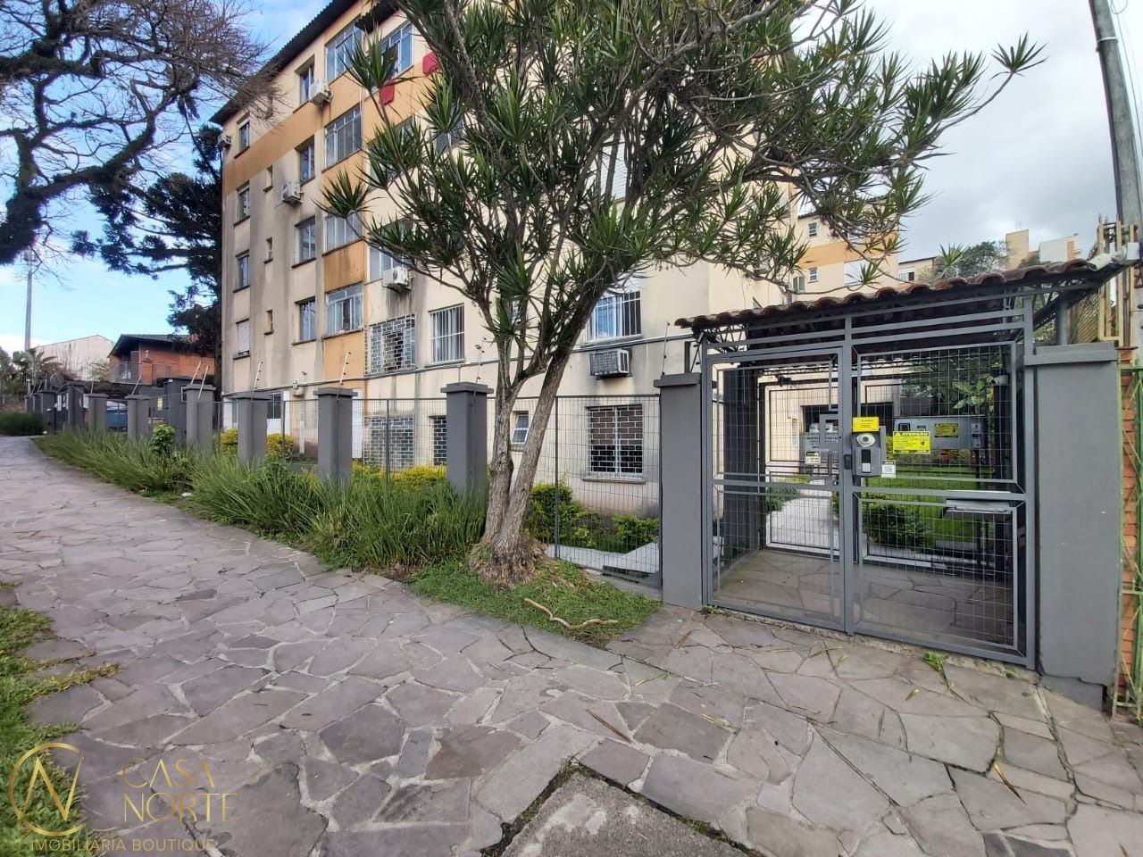 Apartamento à venda com 2 quartos, 59m², 1 vaga, Rua Professor Carvalho Freitas no bairro Teresópolis em Porto Alegre