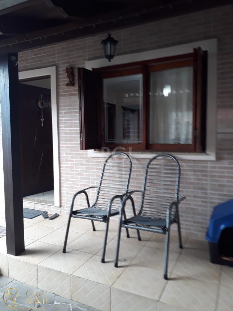 Casa à venda com 3 quartos, 90m², 1 suíte, 2 vagas, Rua Doutor Antônio Mazzaferro Neto no bairro Hípica em Porto Alegre