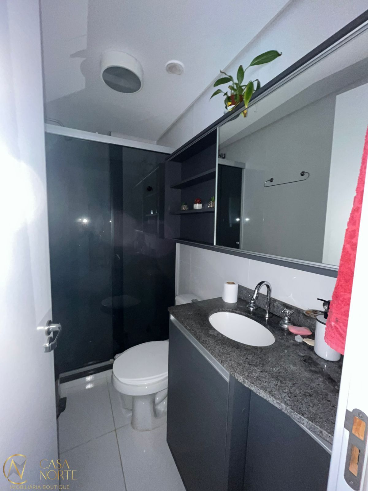 Apartamento à venda com 2 quartos, 57m², 1 vaga, Rua Doutor Aldo Wildt no bairro Cavalhada em Porto Alegre