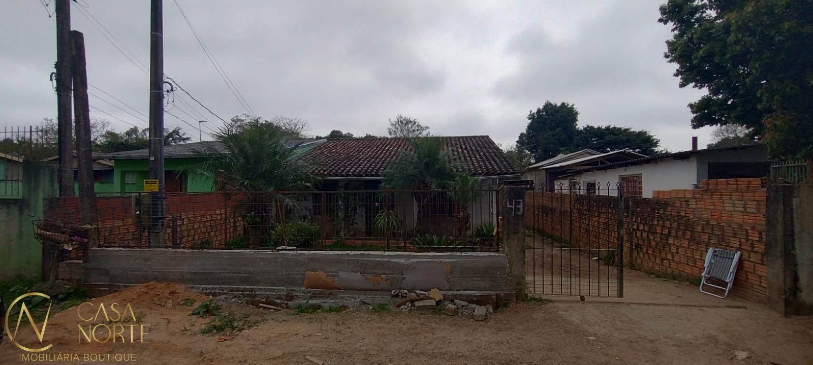 Casa à venda com 2 quartos, 100m², Rua Professor Ascânio Ilo Frediani no bairro Restinga em Porto Alegre