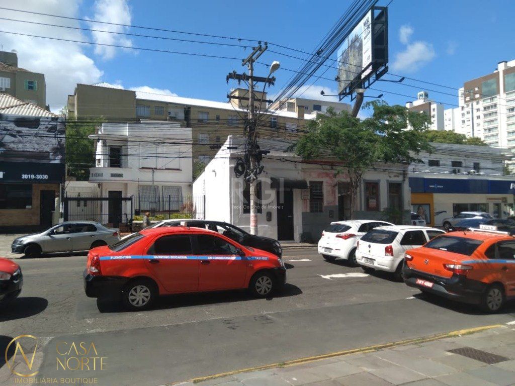 Casa à venda com 2 quartos, 80m², Avenida Cristovao Colombo no bairro Floresta em Porto Alegre