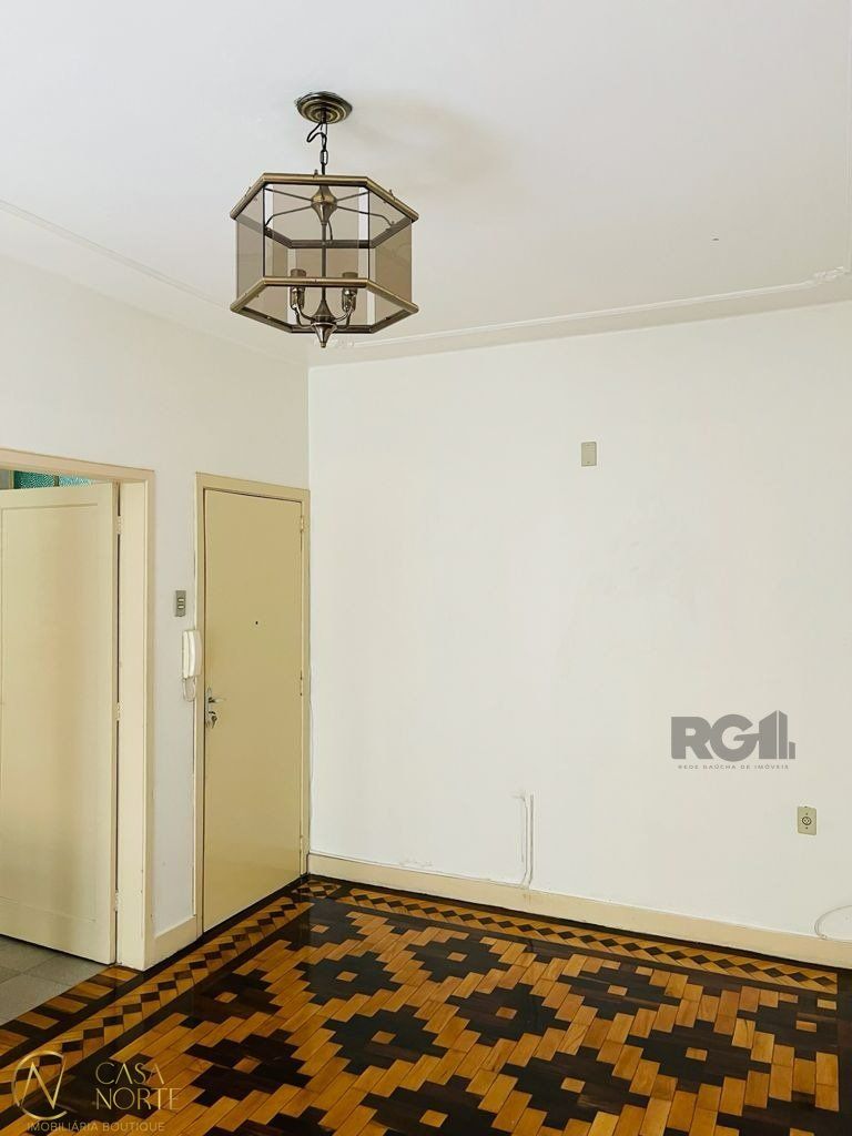 Apartamento à venda com 2 quartos, 68m², Rua Alberto Torres no bairro Cidade Baixa em Porto Alegre