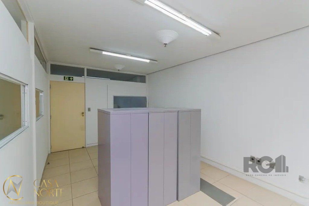 Sala Comercial à venda , 80m², Rua dos Andradas no bairro Centro Histórico em Porto Alegre