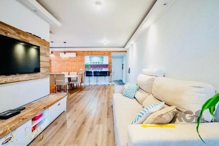 Apartamento à venda com 3 quartos, 112m², 1 suíte, 2 vagas, Avenida General Barreto Viana no bairro Chácara das Pedras em Porto Alegre