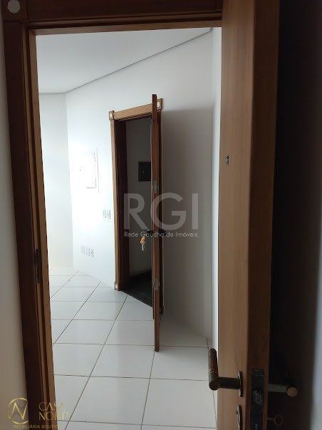 Sala Comercial à venda com 1 quarto, 45m², Rua Ramiro Barcelos no bairro Floresta em Porto Alegre