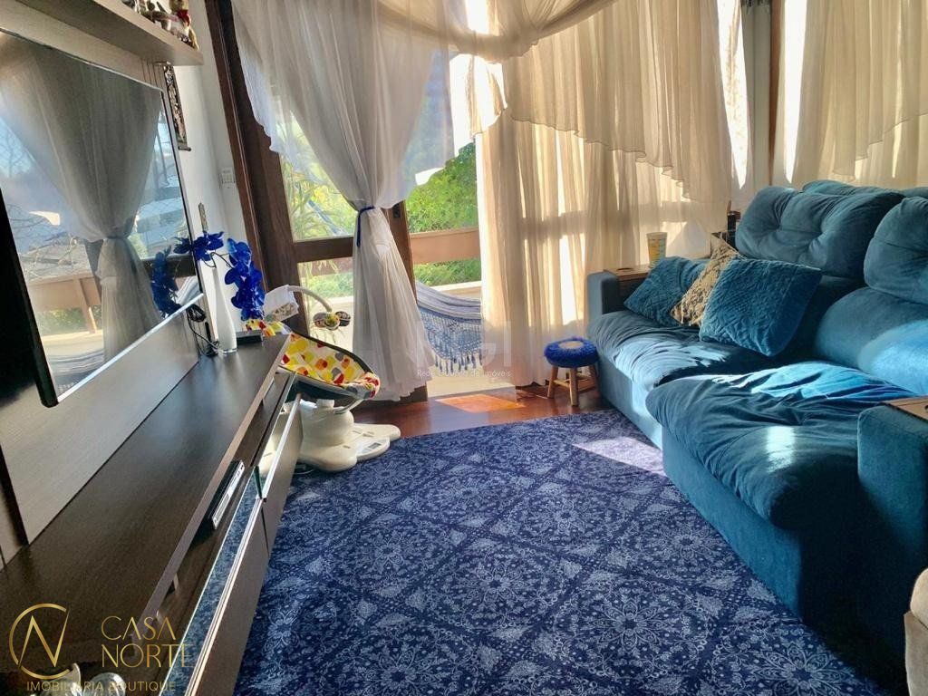 Cobertura à venda com 3 quartos, 134m², 1 suíte, 1 vaga, Rua Domingos Crescêncio no bairro Santana em Porto Alegre